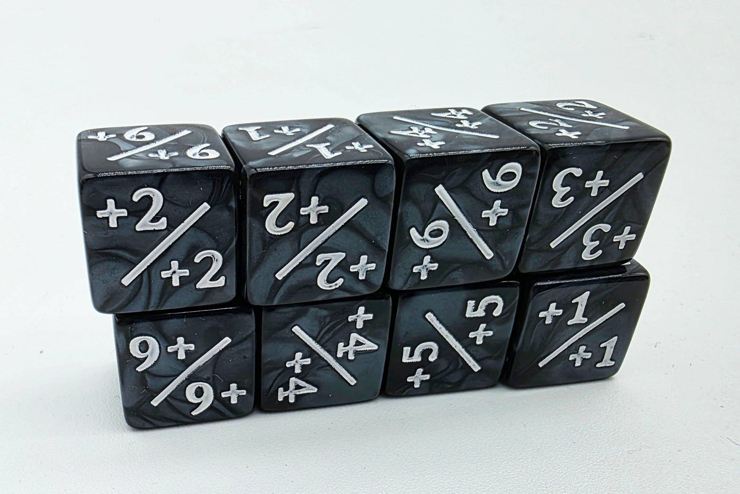 Pearl Black +1/+1 Magic Counters